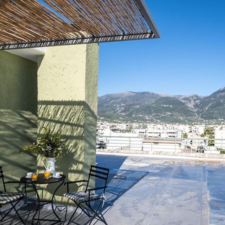 Ferienwohnung Skyhigh Haven Kalamata Exterior foto
