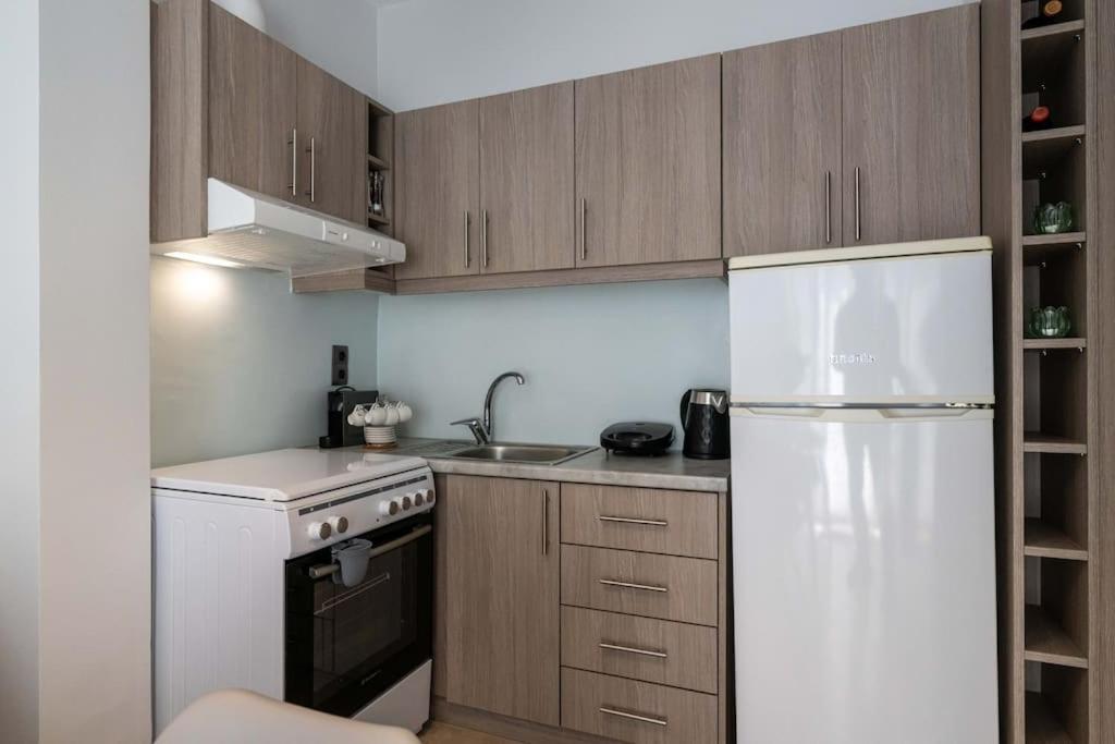 Ferienwohnung Skyhigh Haven Kalamata Exterior foto