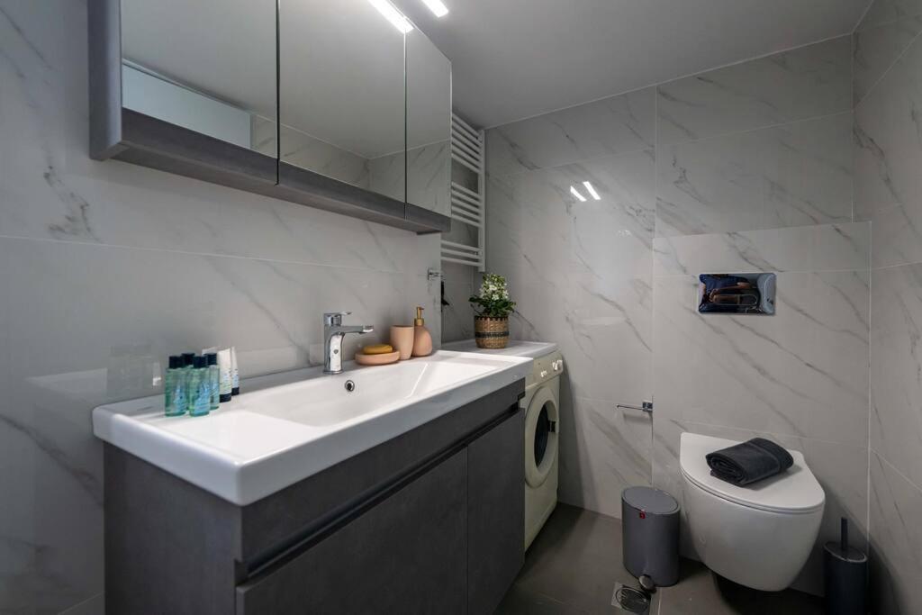 Ferienwohnung Skyhigh Haven Kalamata Exterior foto